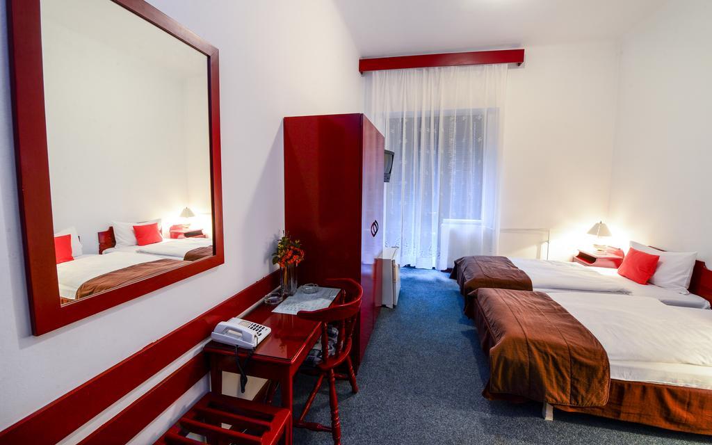 Hostel Nord تيميشورا الغرفة الصورة